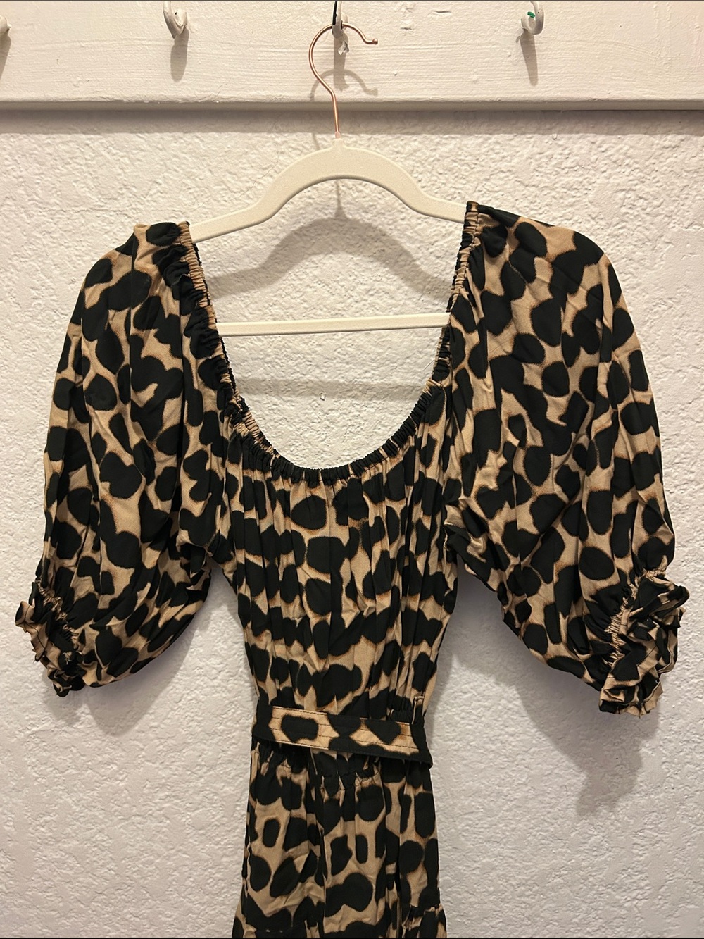 ⭐️ANTHROPOLOGIE ⭐️BEACHGOLD NWT Leopard-Print Puff Sleeve Mini Dress - Picture 9 of 11